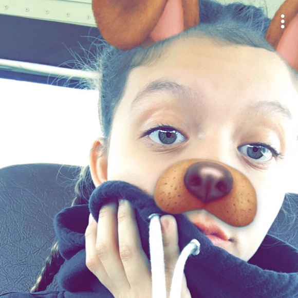 Meet your Posher, Alexis - Picture 1 of 1